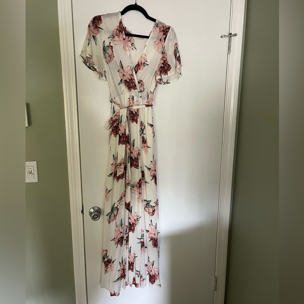 ILLA ILLA Floral Maxi Dress